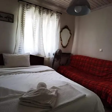 Rural Private Pool, Bbq, Court ,20' Airport Βίλα