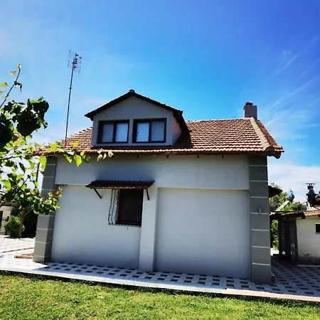 Rural Private Pool, Bbq, Court ,20' Airport Nea Kallikrateia