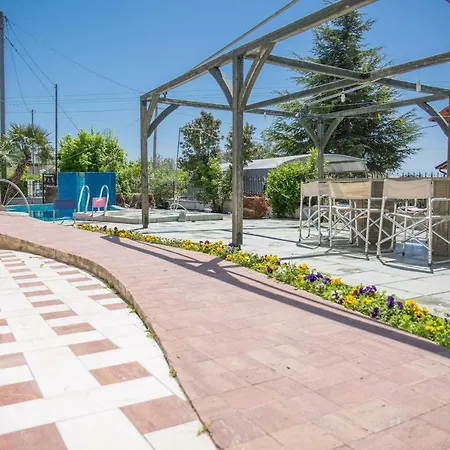 Villa Rural Private Pool, Bbq, Court ,20' Airport *