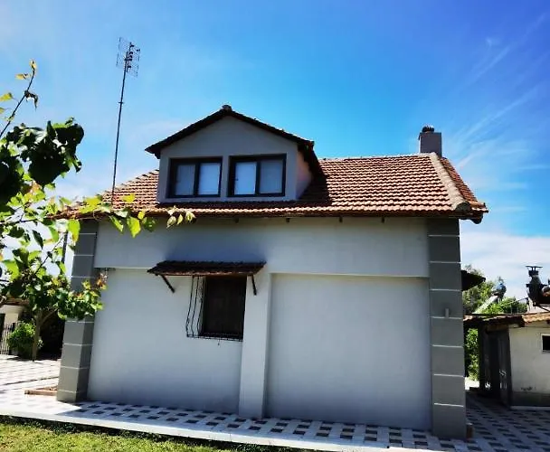 Rural Private Pool, Bbq, Court ,20' Airport Nea Kallikrateia