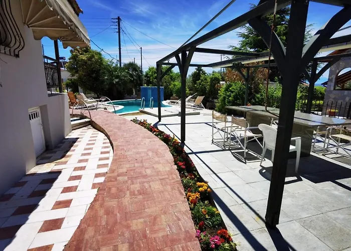 Rural Private Pool, Bbq, Court ,20' Airport *