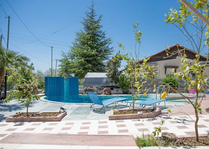 Vilă Rural Private Pool, Bbq, Court ,20' Airport *